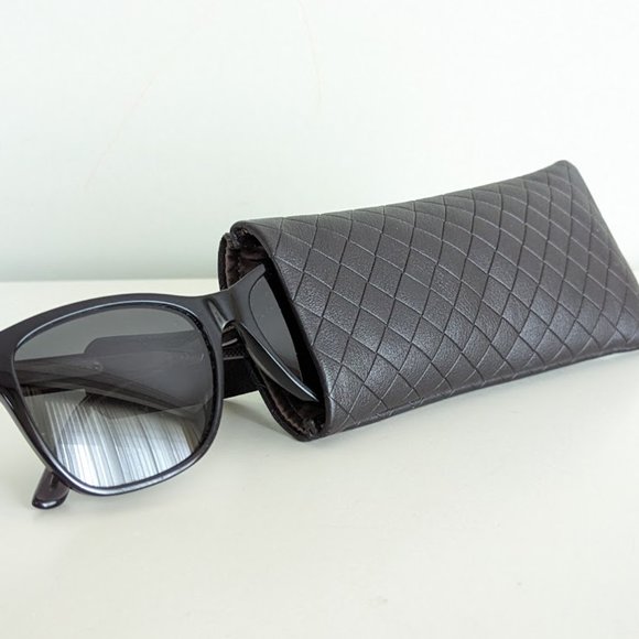 Bottega Veneta sunglasses - Picture 2 of 9